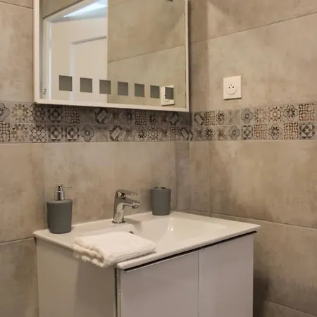 Apartamento Luxueux Avec Terrasse Vue Sur Tout - Opera - Grands Boulevards - Republique - Musee Grevin - 6 Personnes *